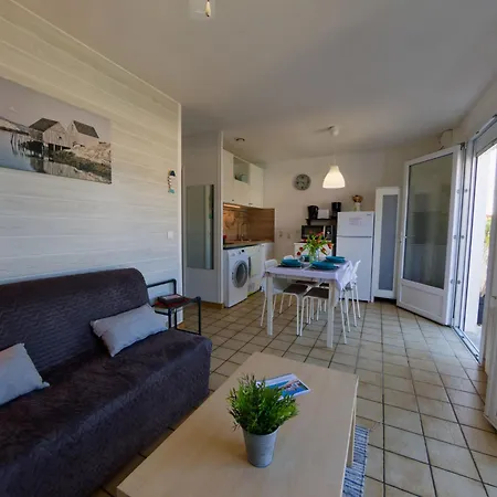 Bolleau By Interhome Tatil Evi Royan